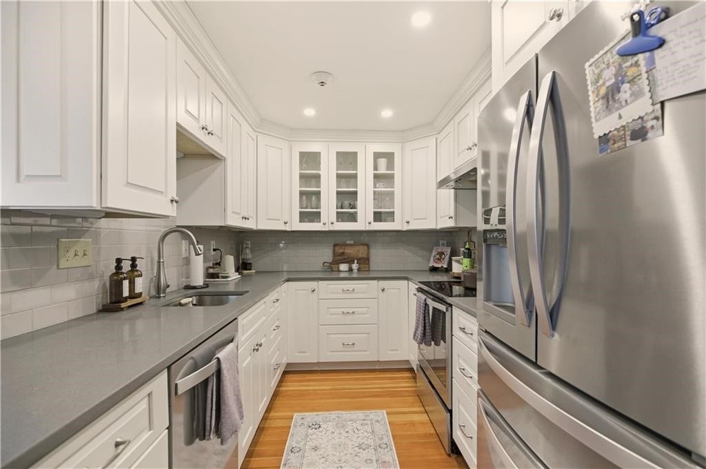 28 Kay Street, #3, Newport, RI 02840 28 Kay Street, #3, Newport, RI 02840