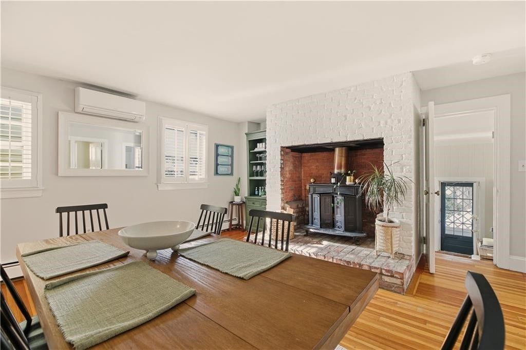 28 Kay Street, #3, Newport, RI 02840 28 Kay Street, #3, Newport, RI 02840