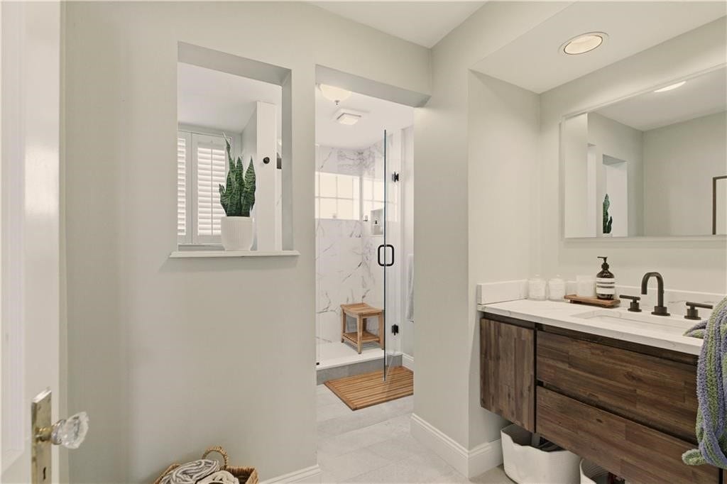 28 Kay Street, #3, Newport, RI 02840 28 Kay Street, #3, Newport, RI 02840