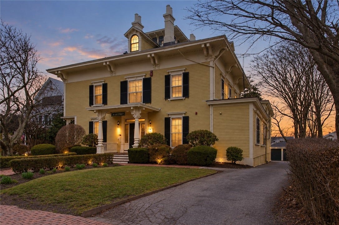 28 Kay Street, #3, Newport, RI 02840 28 Kay Street, #3, Newport, RI 02840