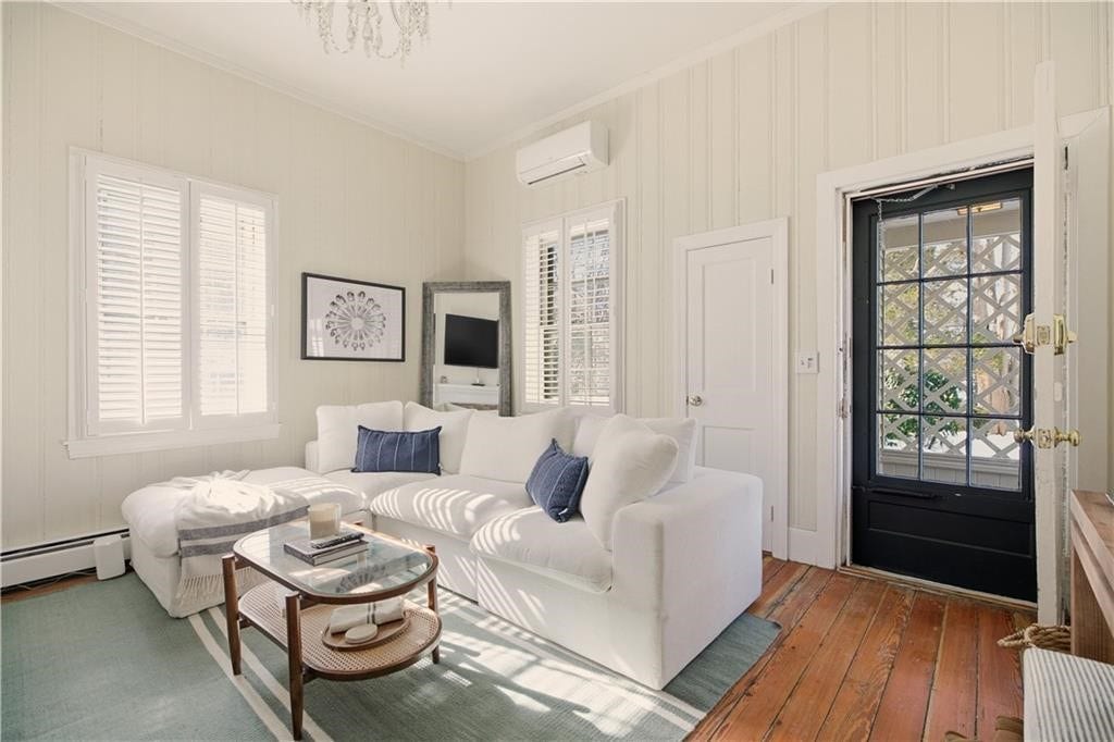 28 Kay Street, #3, Newport, RI 02840 28 Kay Street, #3, Newport, RI 02840