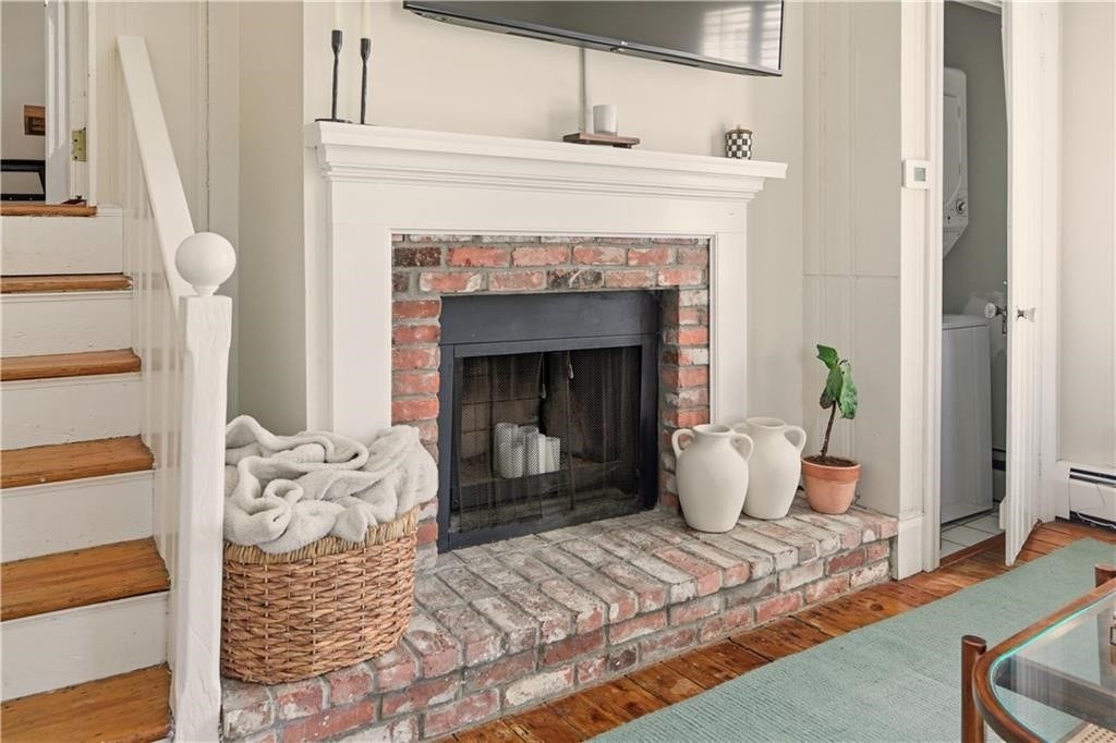 28 Kay Street, #3, Newport, RI 02840 28 Kay Street, #3, Newport, RI 02840