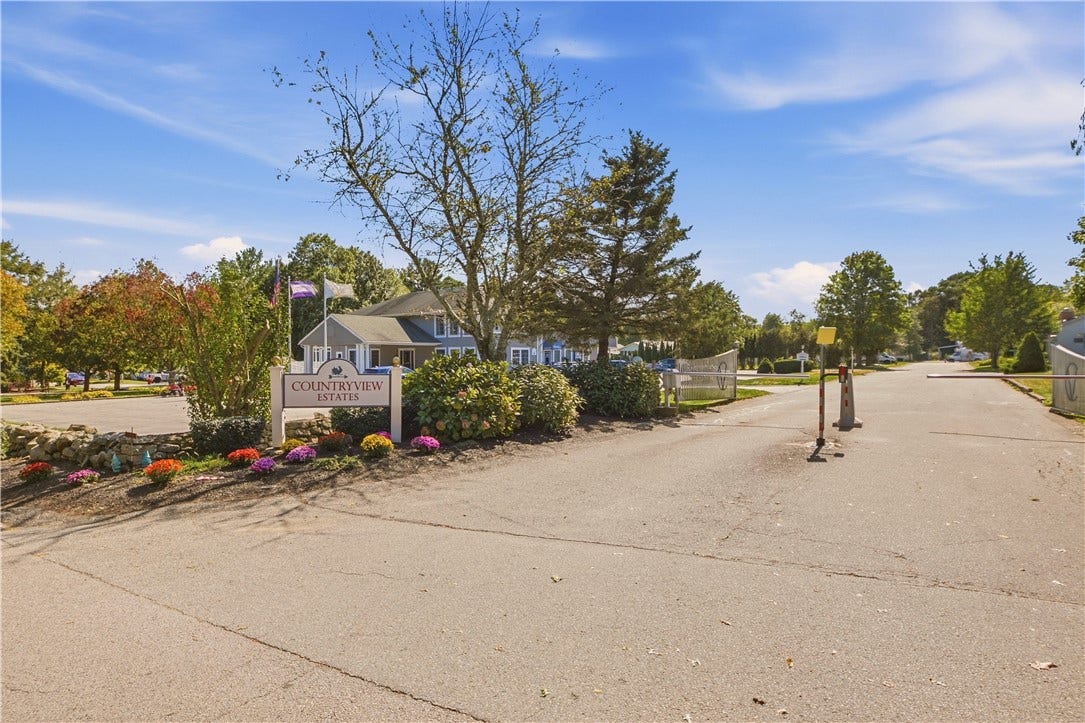 26 Mockingbird Lane, Tiverton, RI 02878
