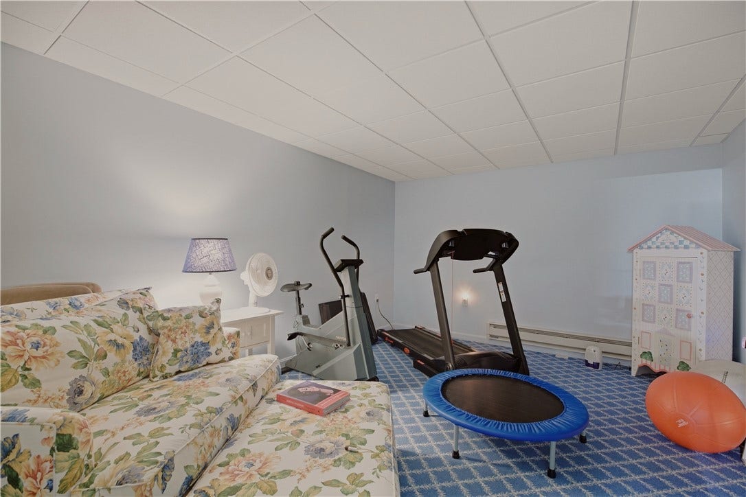 26 Mockingbird Lane, Tiverton, RI 02878