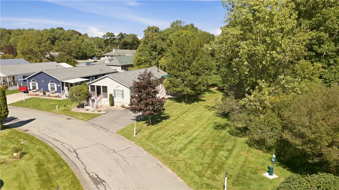 26 Mockingbird Lane, Tiverton, RI 02878