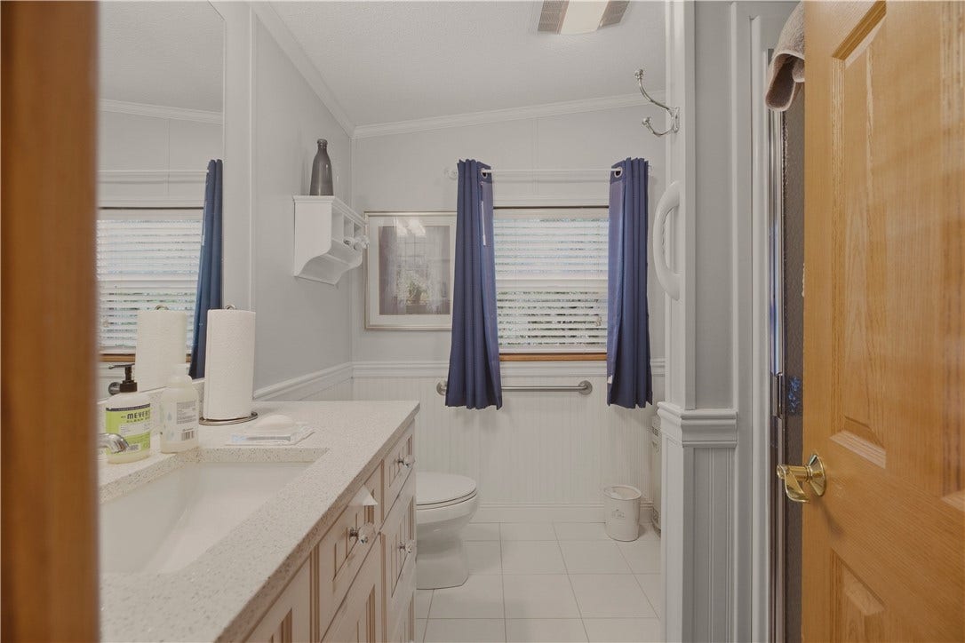 26 Mockingbird Lane, Tiverton, RI 02878