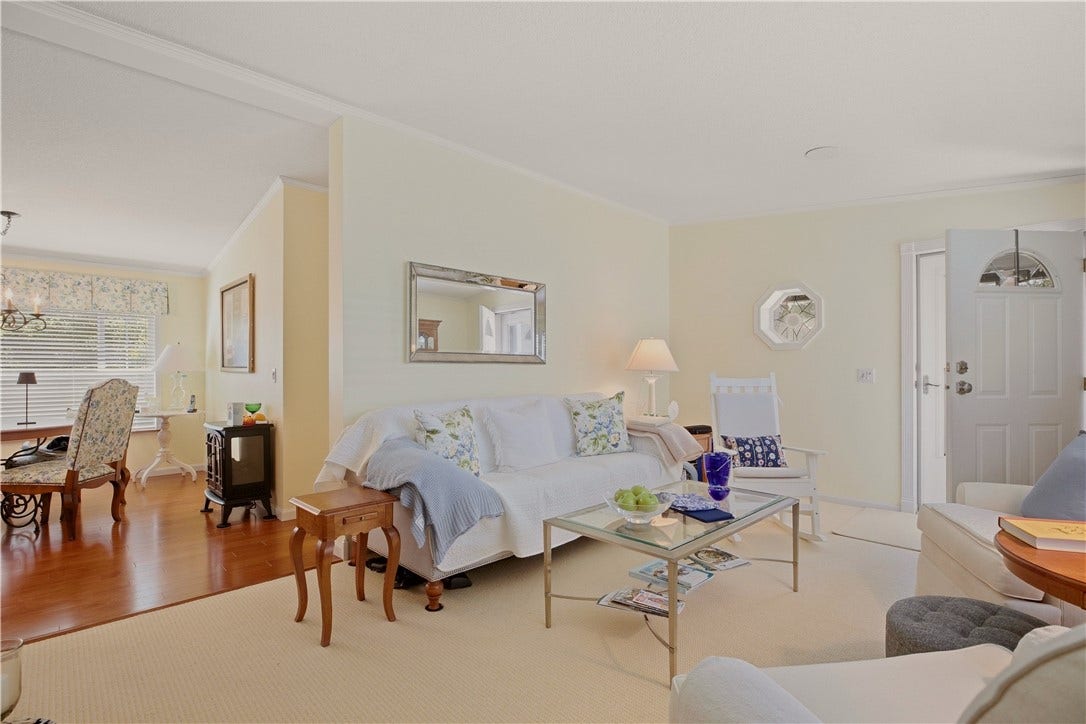 26 Mockingbird Lane, Tiverton, RI 02878