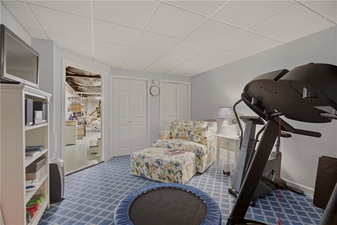 26 Mockingbird Lane, Tiverton, RI 02878