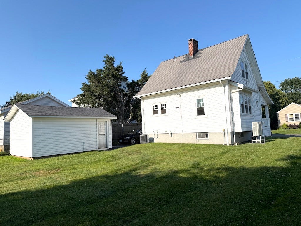 34 Caswell Avenue, Newport, RI 02840 34 Caswell Avenue, Newport, RI 02840