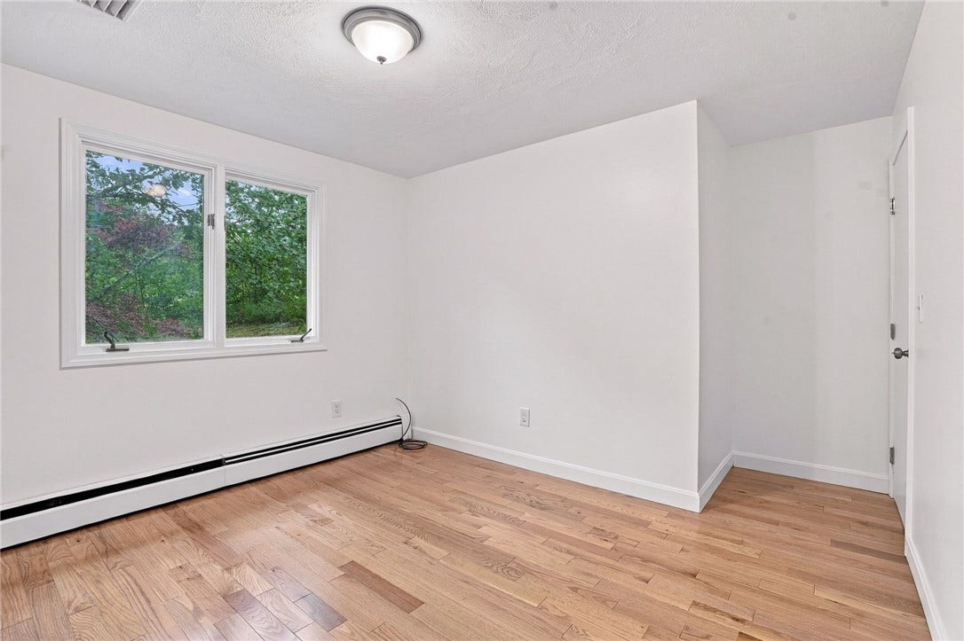 15 Atlantic Avenue, North Providence, RI 02904 15 Atlantic Avenue, North Providence, RI 02904