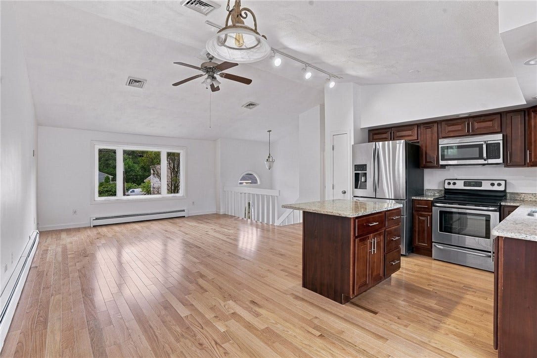15 Atlantic Avenue, North Providence, RI 02904 15 Atlantic Avenue, North Providence, RI 02904