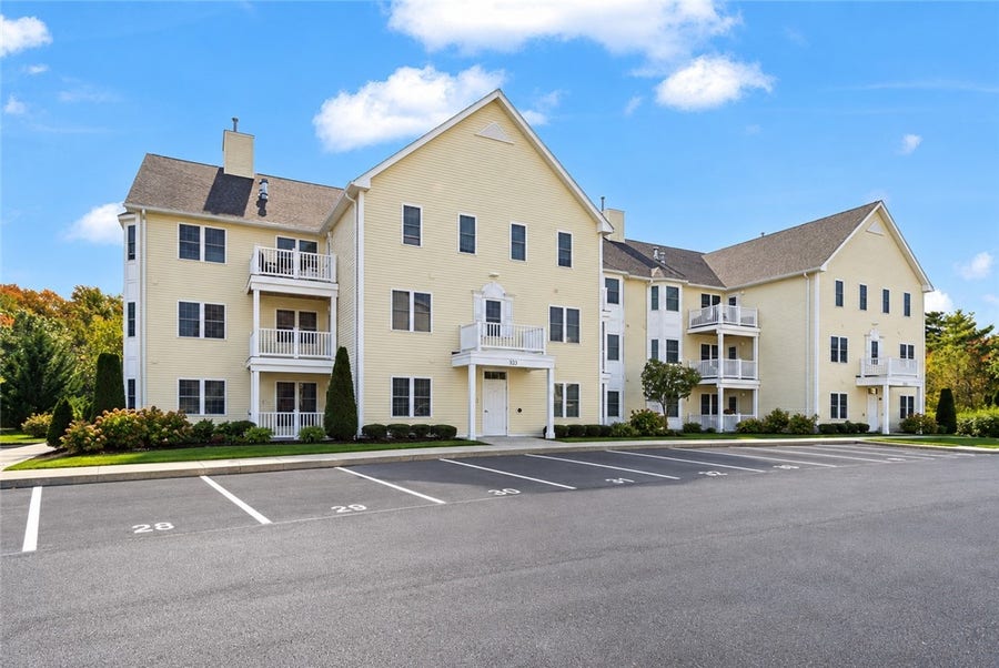 Property photo for 20 Saw Mill Drive, #201, North Kingstown, RI