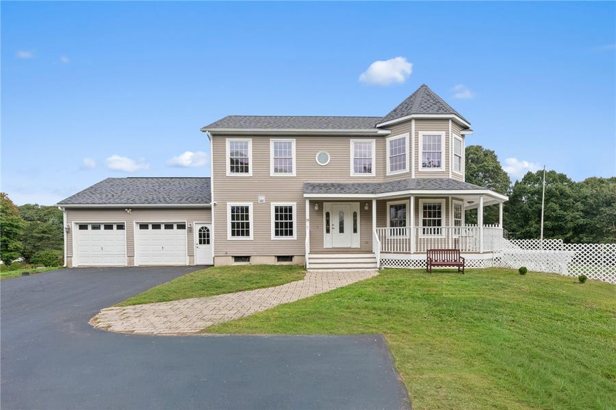 Property photo for 39 Moonlight Drive, Westerly, RI