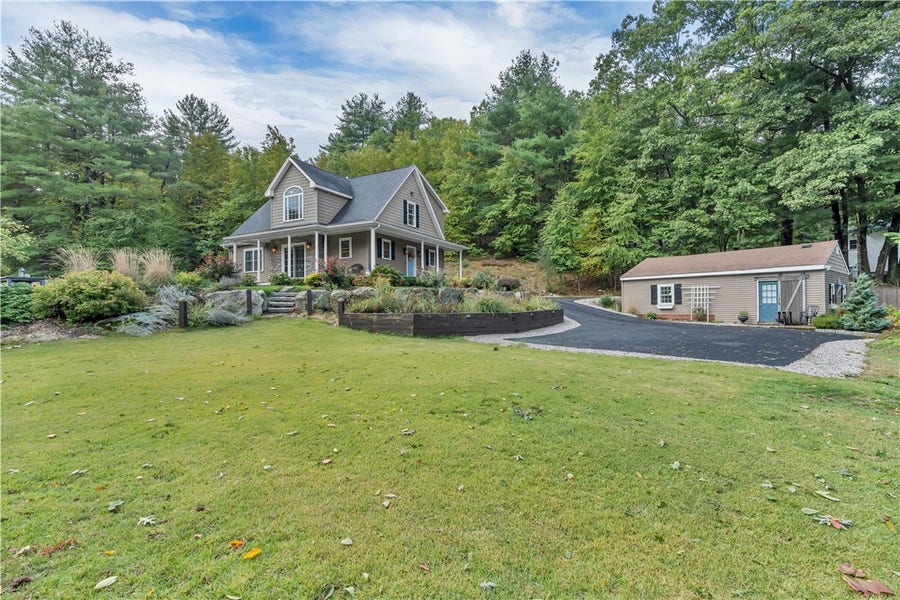 Property photo for 68 Wolf Hill Road, Smithfield, RI