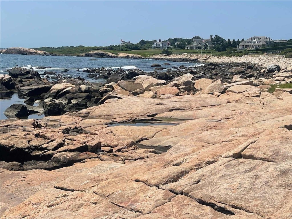 430 Ocean Road, Narragansett, RI 02882