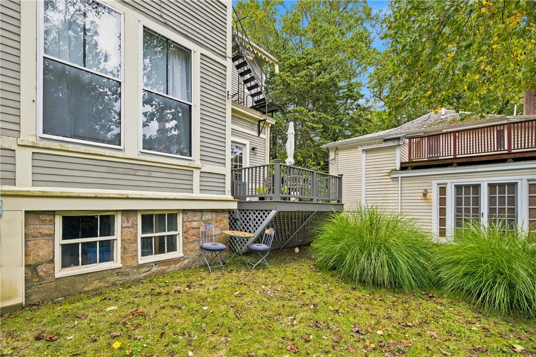 4 Red Cross Avenue, #1A, Newport, RI 02840 4 Red Cross Avenue, #1A, Newport, RI 02840