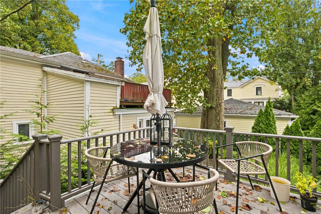 4 Red Cross Avenue, #1A, Newport, RI 02840 4 Red Cross Avenue, #1A, Newport, RI 02840