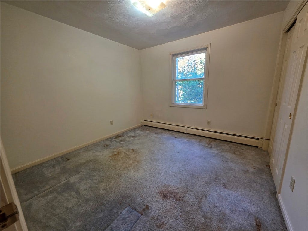 399 Farnum Pike, Smithfield, RI 02917 399 Farnum Pike, Smithfield, RI 02917
