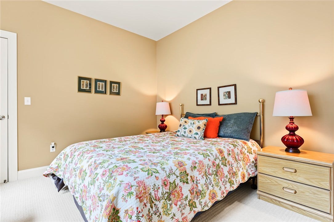 95 Fry Brook Drive, East Greenwich, RI 02818 A comfortable and private retreat for family or guests.