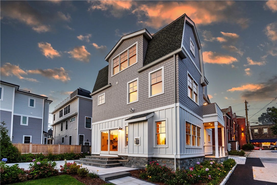 6 Sharon Court, Newport, RI 02840 6 Sharon Court, Newport, RI 02840