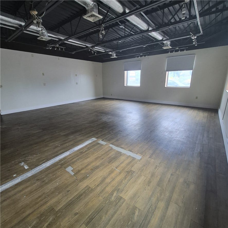 255 Quaker Lane, #100, West Warwick, RI 02893 255 Quaker Lane, #100, West Warwick, RI 02893