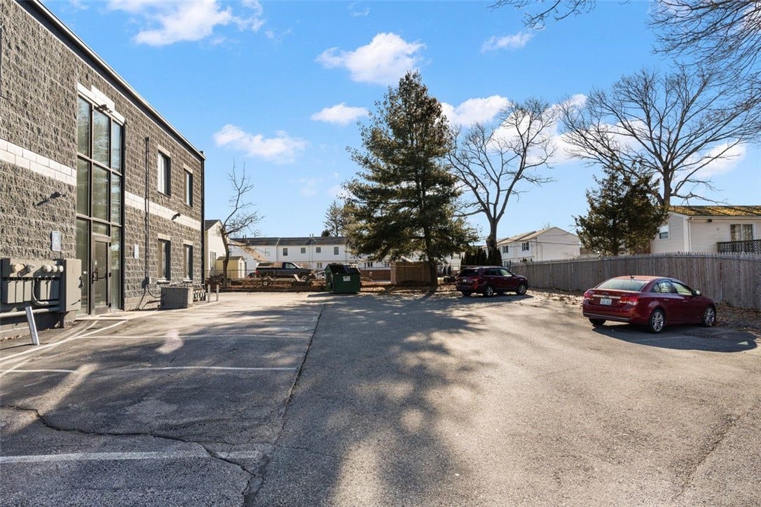 255 Quaker Lane, #100, West Warwick, RI 02893 255 Quaker Lane, #100, West Warwick, RI 02893