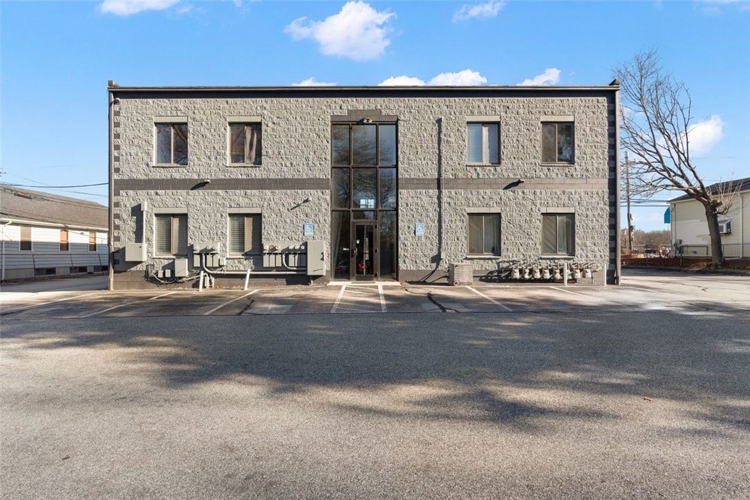 255 Quaker Lane, #400, West Warwick, RI 02893 255 Quaker Lane, #400, West Warwick, RI 02893