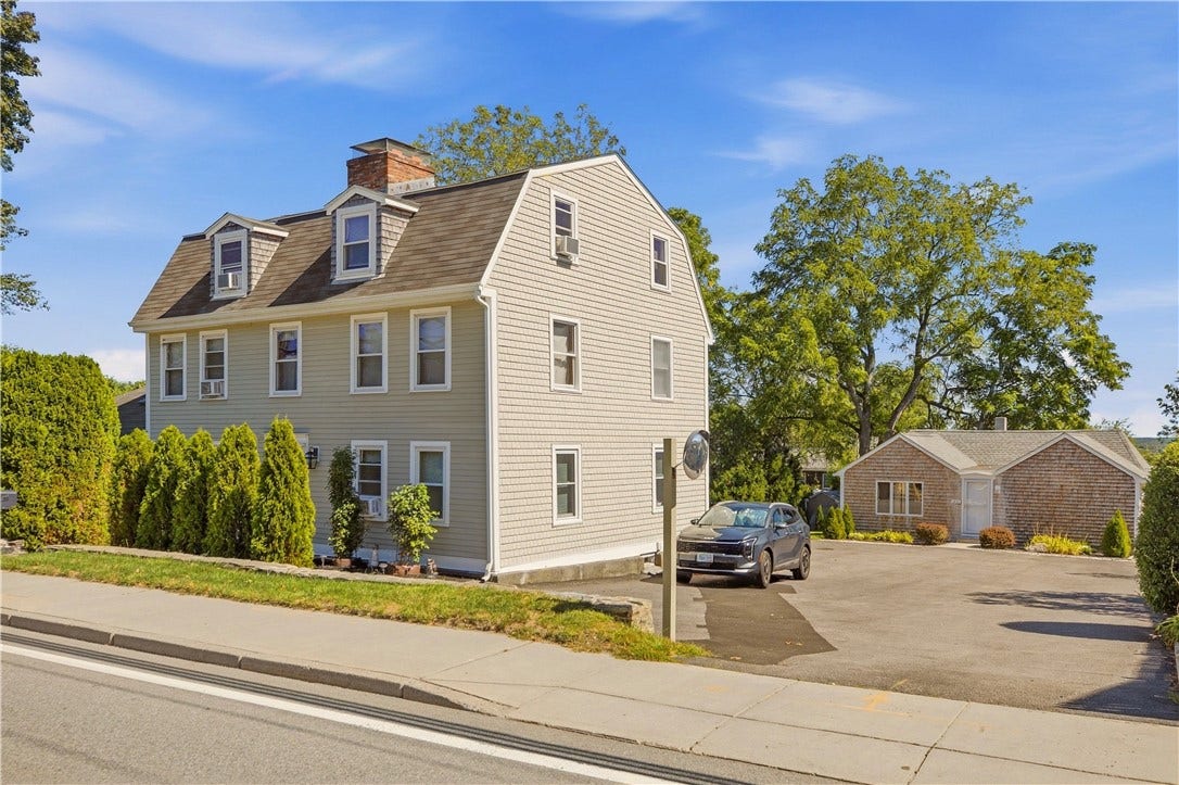 2801 East Main Road, Portsmouth, RI 02871 2801 East Main Road, Portsmouth, RI 02871