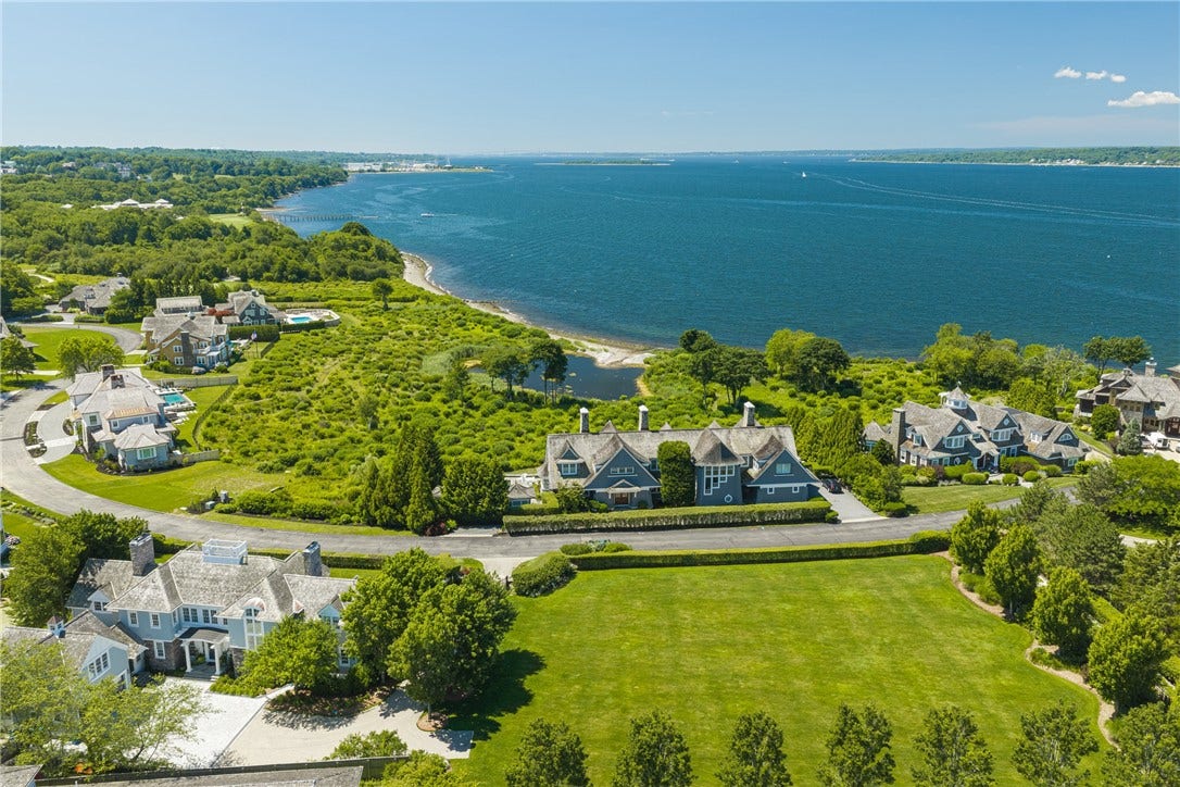 231 Carnegie Harbor Drive, Portsmouth, RI 02871 231 Carnegie Harbor Drive, Portsmouth, RI 02871