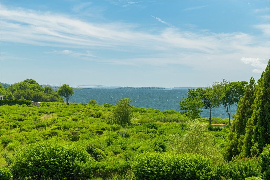 231 Carnegie Harbor Drive, Portsmouth, RI 02871 231 Carnegie Harbor Drive, Portsmouth, RI 02871