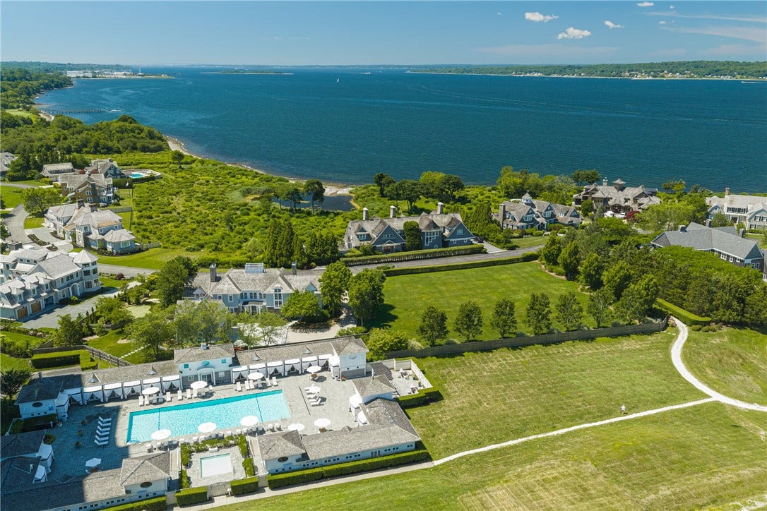 231 Carnegie Harbor Drive, Portsmouth, RI 02871 231 Carnegie Harbor Drive, Portsmouth, RI 02871