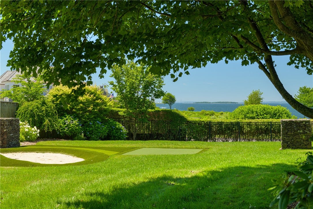 231 Carnegie Harbor Drive, Portsmouth, RI 02871 231 Carnegie Harbor Drive, Portsmouth, RI 02871