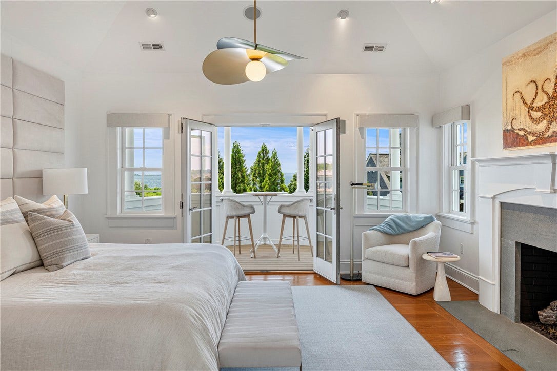 231 Carnegie Harbor Drive, Portsmouth, RI 02871 231 Carnegie Harbor Drive, Portsmouth, RI 02871