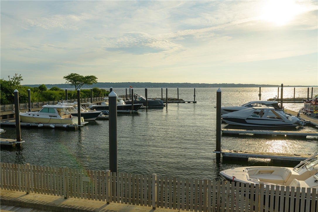 231 Carnegie Harbor Drive, Portsmouth, RI 02871 231 Carnegie Harbor Drive, Portsmouth, RI 02871