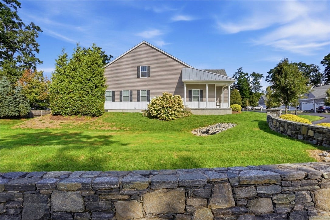 80 Bear Hill Road, #101, Cumberland, RI 02864 80 Bear Hill Road, #101, Cumberland, RI 02864