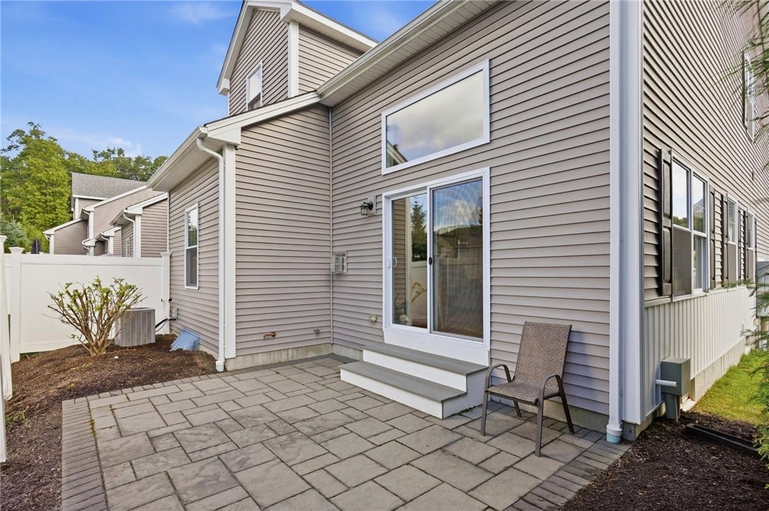 80 Bear Hill Road, #101, Cumberland, RI 02864 80 Bear Hill Road, #101, Cumberland, RI 02864