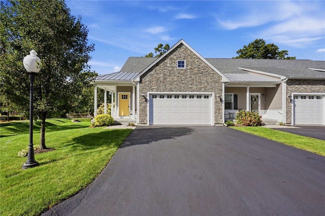 80 Bear Hill Road, #101, Cumberland, RI 02864 80 Bear Hill Road, #101, Cumberland, RI 02864