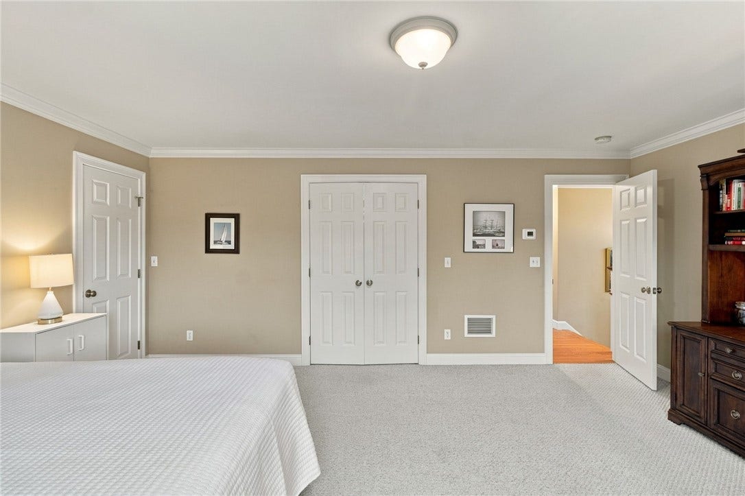 17 Pocasset Lane, Portsmouth, RI 02871 17 Pocasset Lane, Portsmouth, RI 02871