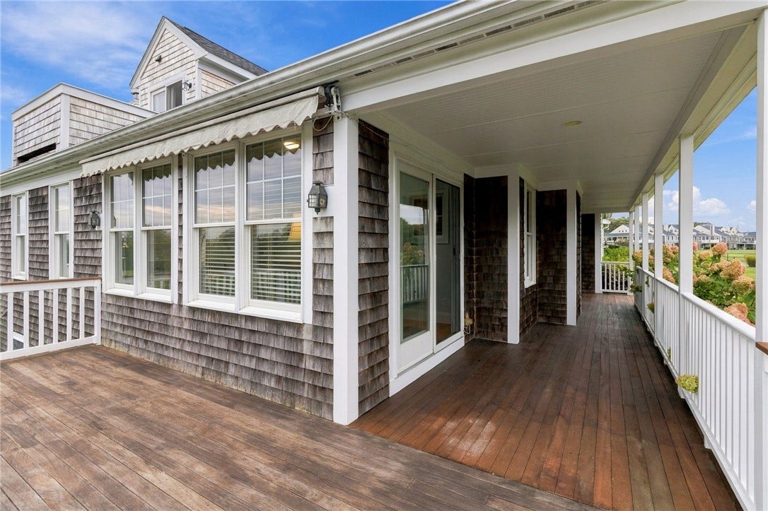 17 Pocasset Lane, Portsmouth, RI 02871 17 Pocasset Lane, Portsmouth, RI 02871