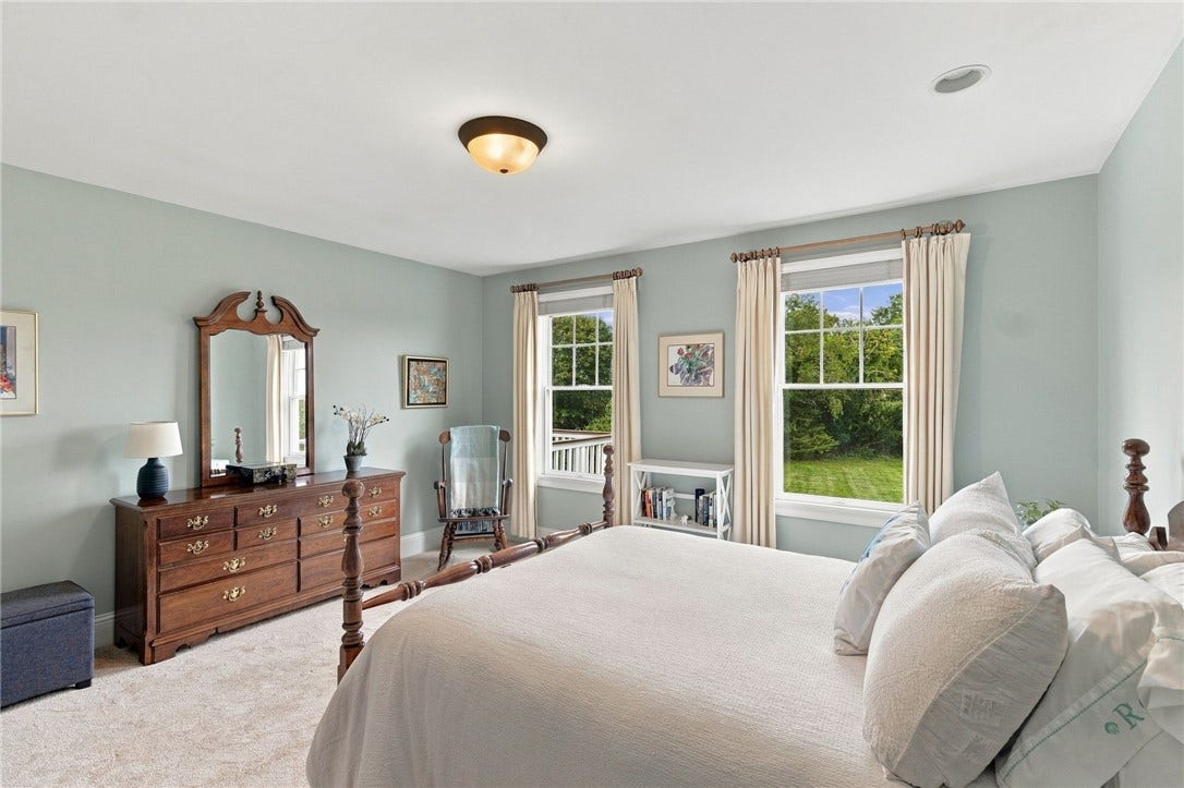 17 Pocasset Lane, Portsmouth, RI 02871 17 Pocasset Lane, Portsmouth, RI 02871