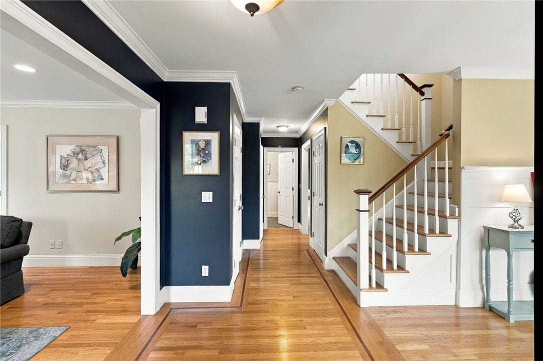 17 Pocasset Lane, Portsmouth, RI 02871 17 Pocasset Lane, Portsmouth, RI 02871
