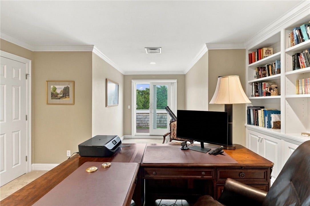 17 Pocasset Lane, Portsmouth, RI 02871 17 Pocasset Lane, Portsmouth, RI 02871