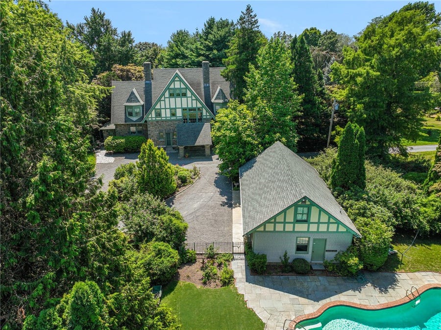 Property photo for 360 RUMSTICK Road, Barrington, RI