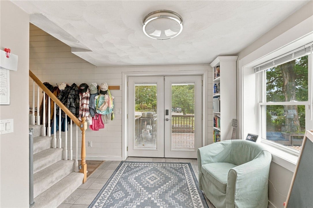 453 Greenville Avenue, Johnston, RI 02919 453 Greenville Avenue, Johnston, RI 02919