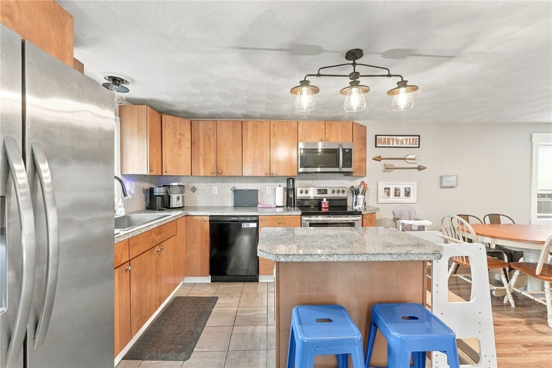 453 Greenville Avenue, Johnston, RI 02919 453 Greenville Avenue, Johnston, RI 02919