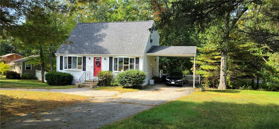Property photo for 1 Friendship Lane, Smithfield, RI