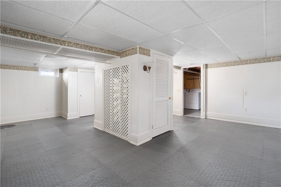 15 Kinne Street, West Warwick, RI 02893