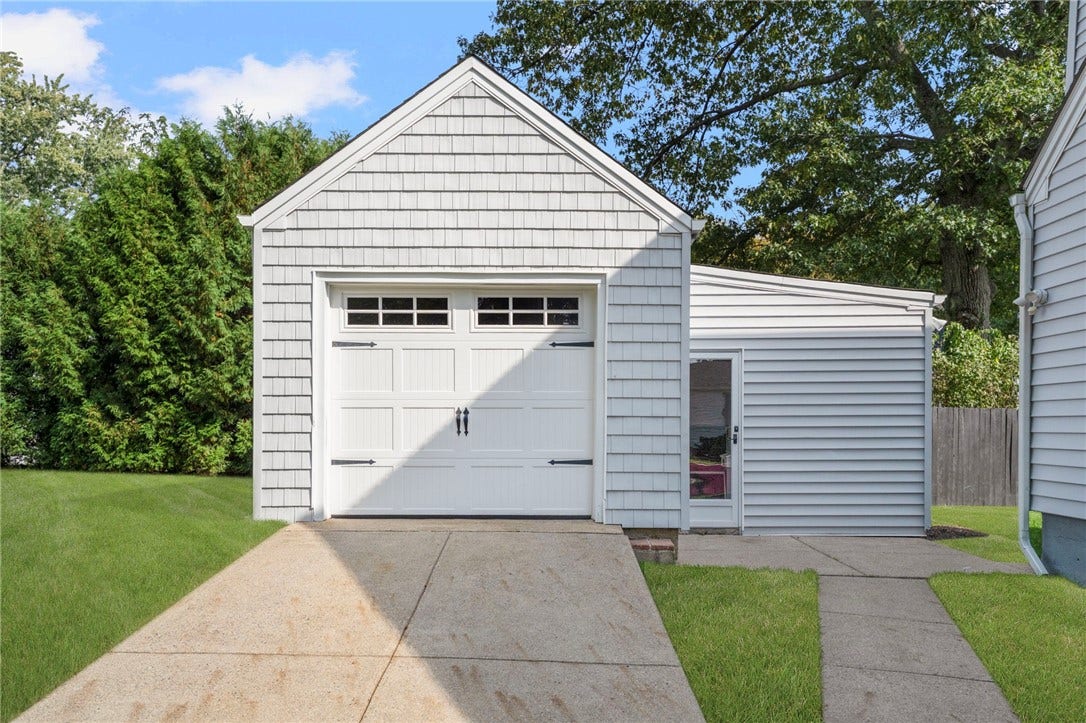 15 Kinne Street, West Warwick, RI 02893