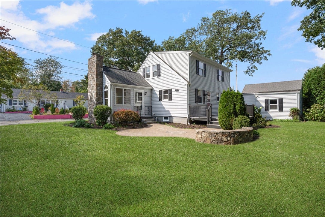 15 Kinne Street, West Warwick, RI 02893