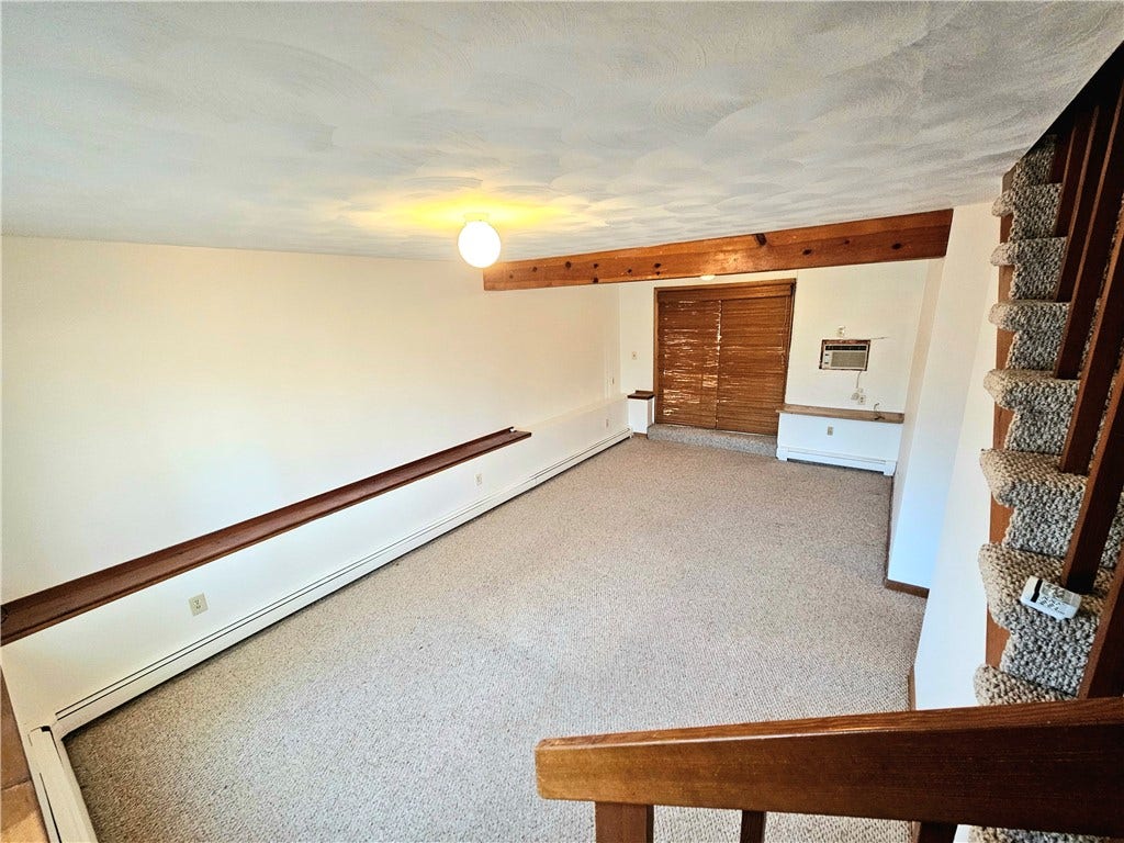 3 Lakeview Drive, Narragansett, RI 02882 LOWER LEVEL